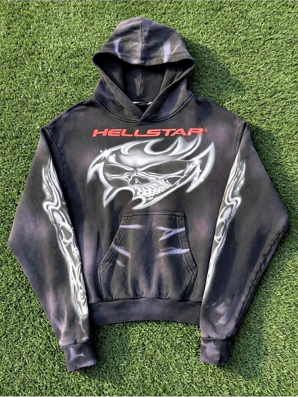 Hellstar Graphic Hoodie in Black & White Like New
